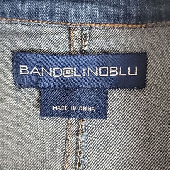 Bandolino Blu jean blazer with floral embellishments Size M - Picture 10 of 13